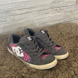 DC women’s chelsea shoe Sz 10 grey